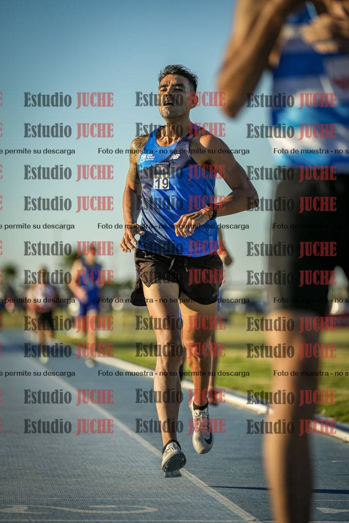 Fotos de los 1500 m llanos de varones