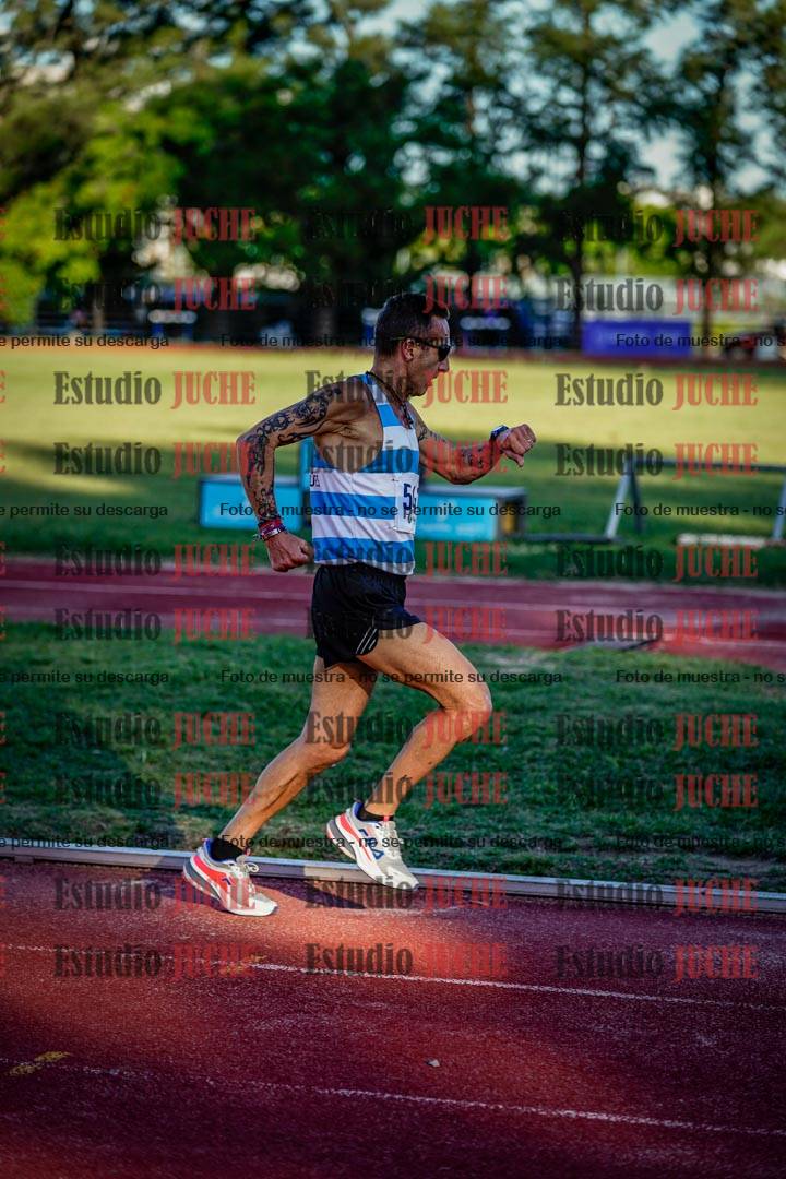 Fotos de los 3000 m llanos de varones