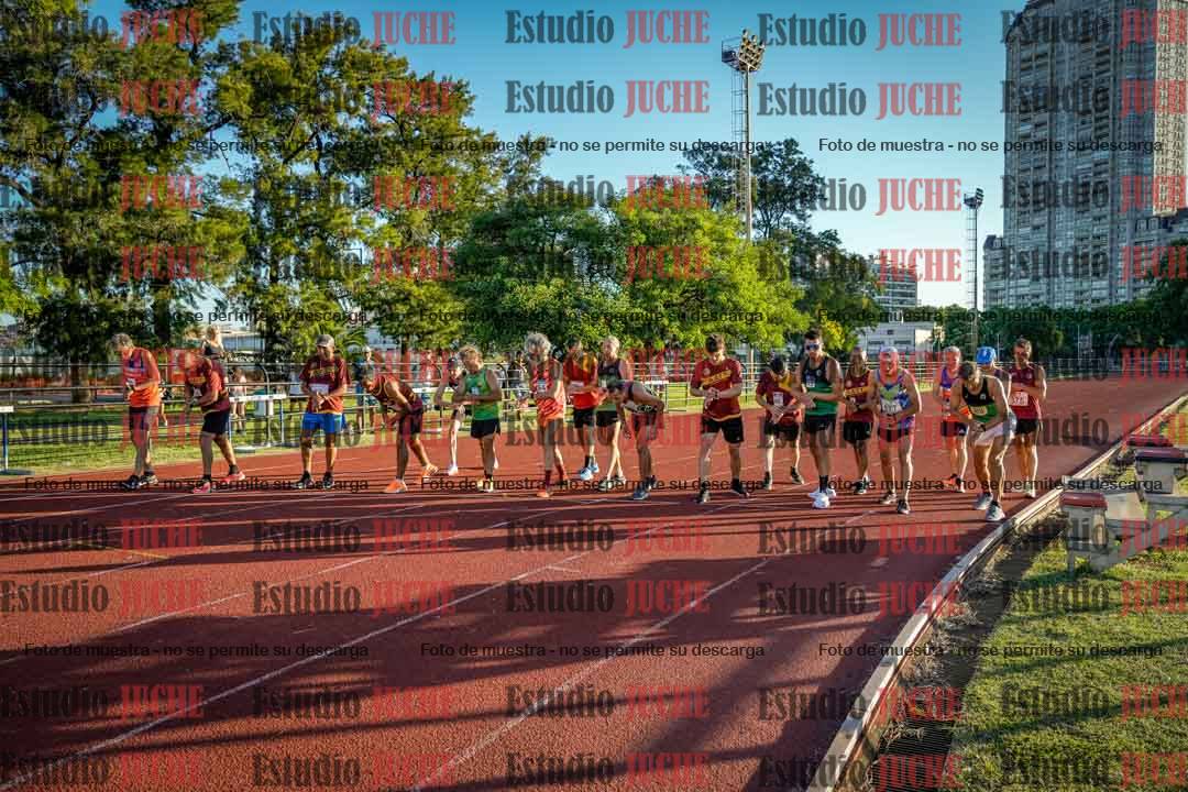 Fotos de los 3000 m llanos de varones