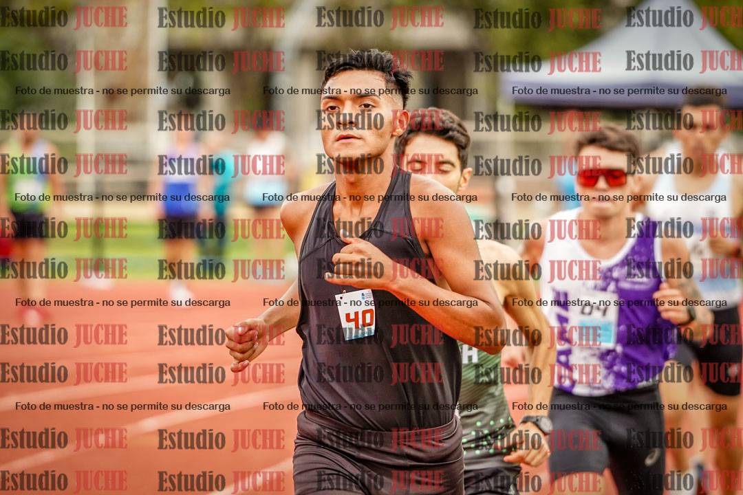 Fotos de los 3000 m llanos de varones