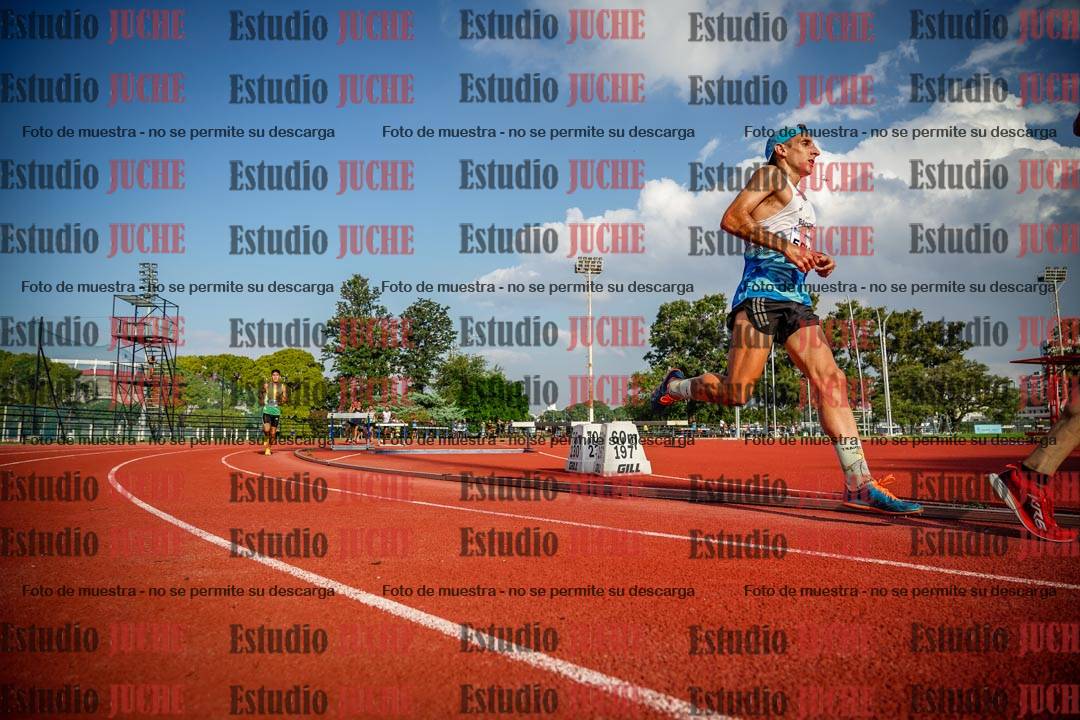 Fotos de los 3000 m llanos de varones