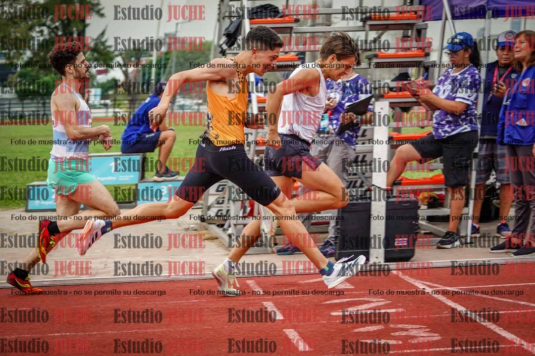 Fotos de los 800 m de varones