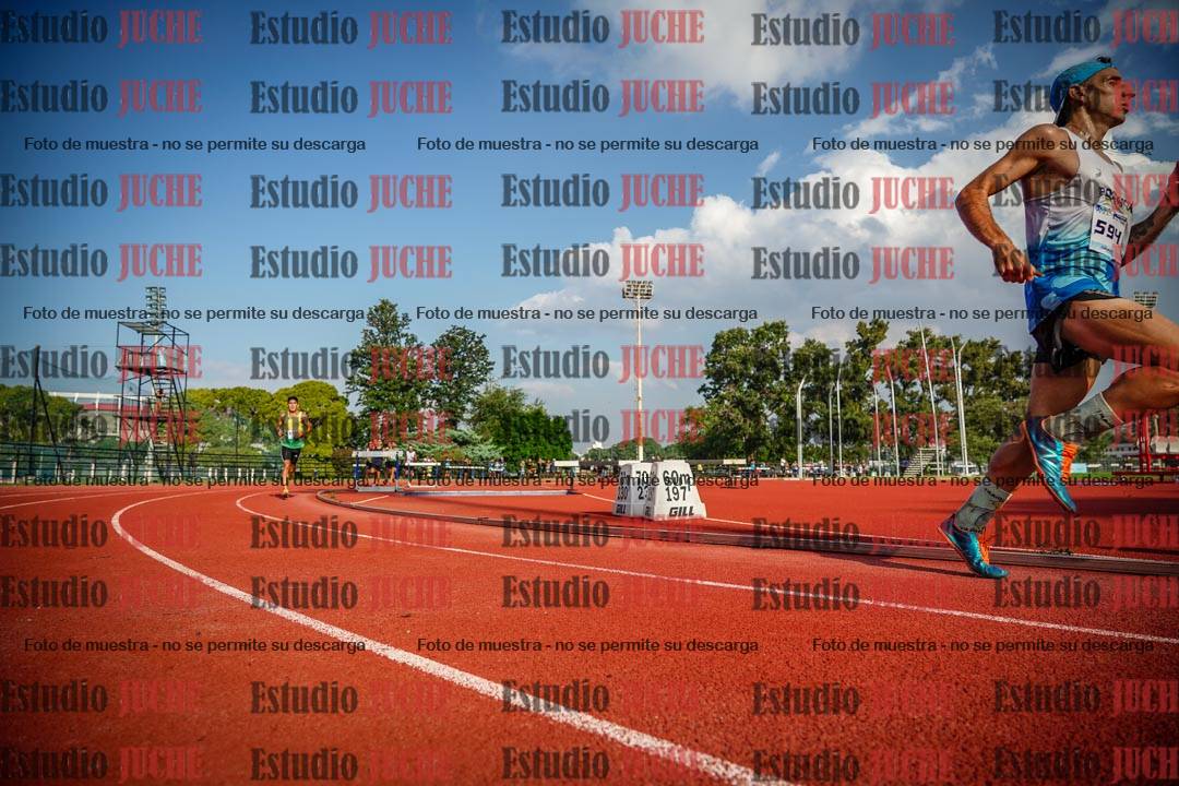 Fotos de los 3000 m llanos de varones