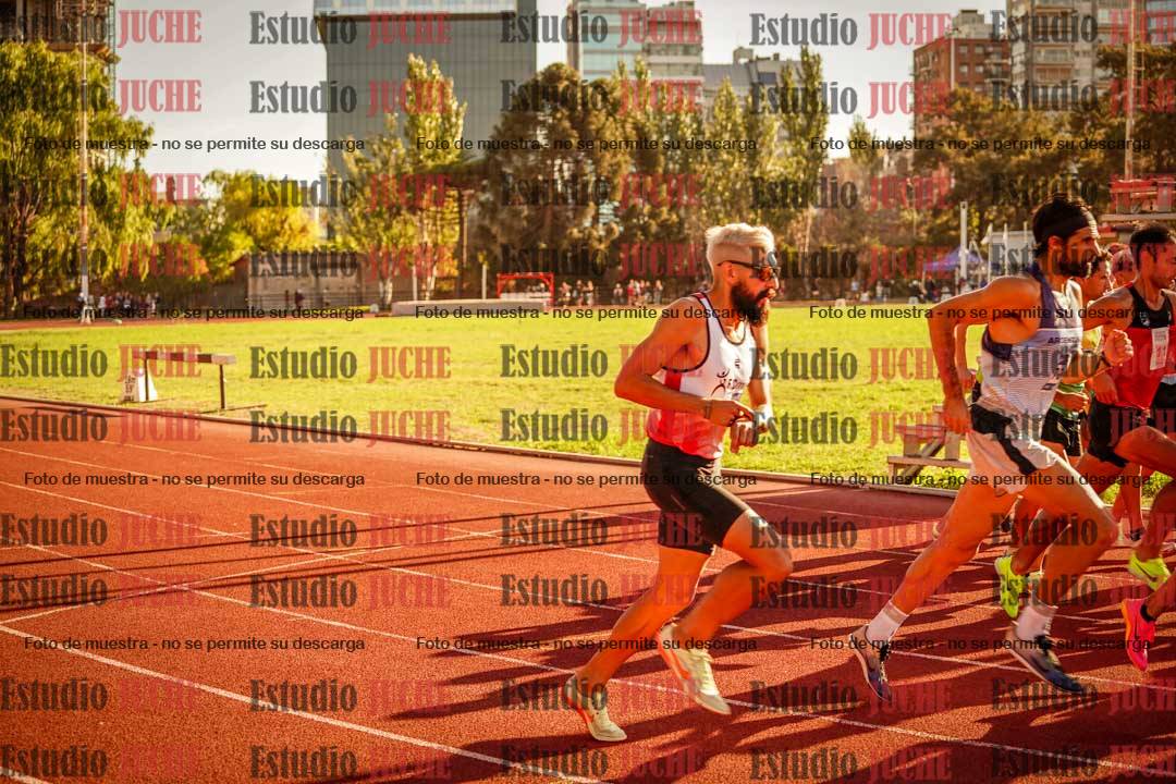 Fotos de los 3000 m llanos de varones