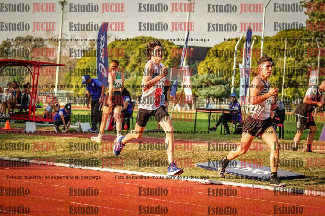 Fotos de los 5000 m llanos de varones