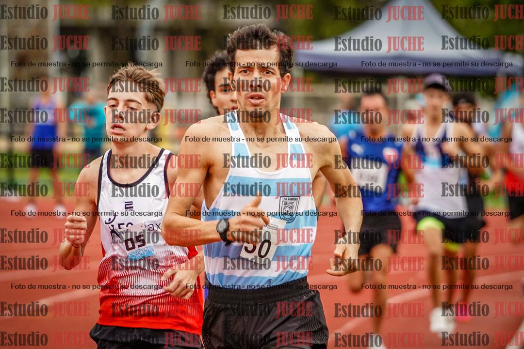 Fotos de los 3000 m llanos de varones