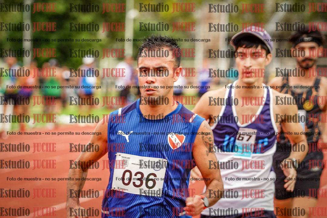 Fotos de los 3000 m llanos de varones