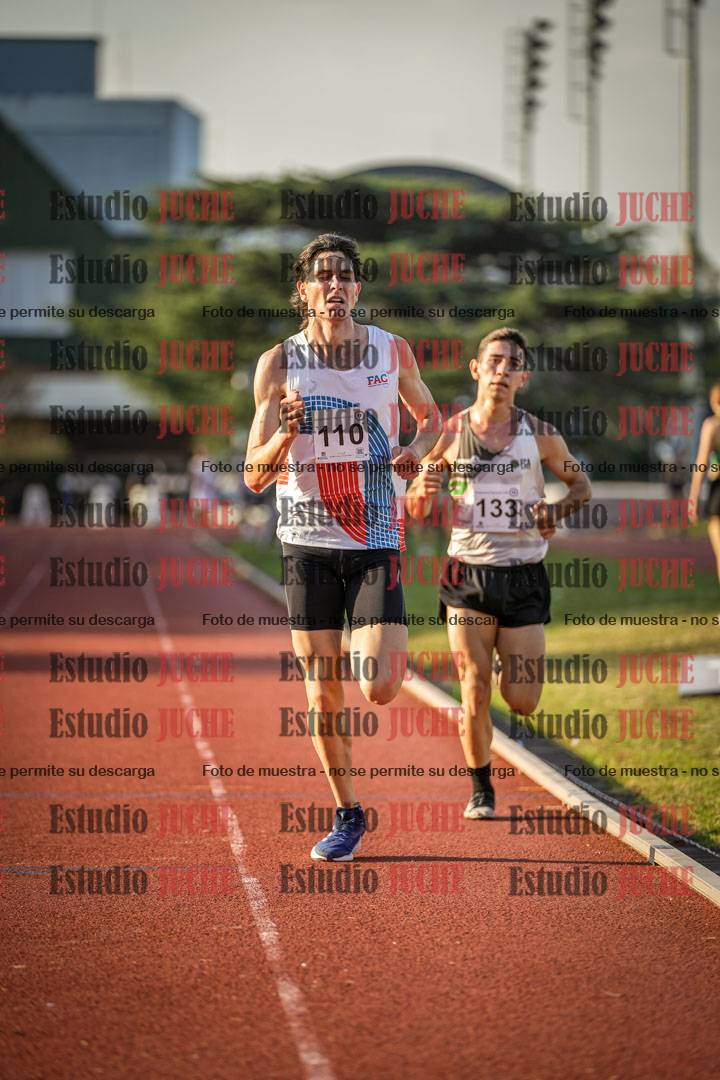 Fotos de los 5000 m llanos de varones