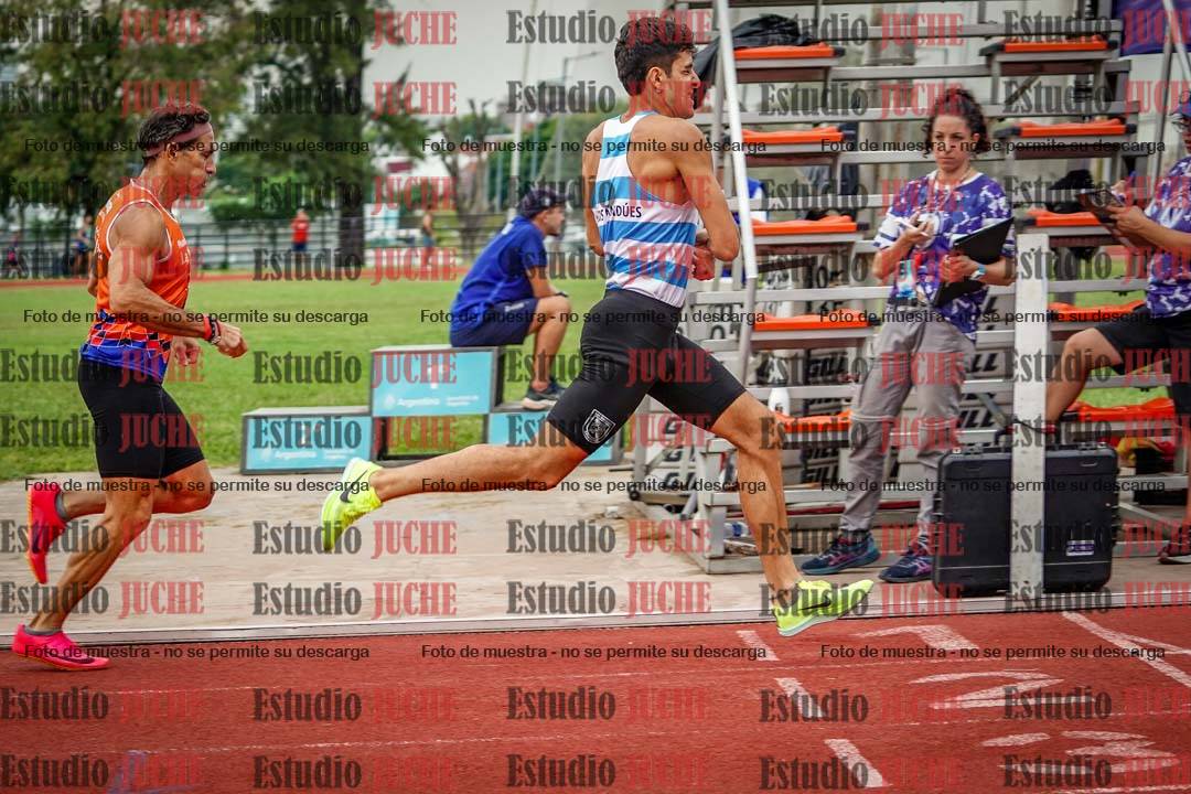 Fotos de los 800 m de varones