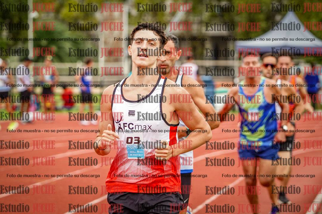 Fotos de los 3000 m llanos de varones