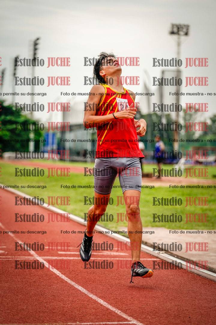 Fotos de los 800 m de varones