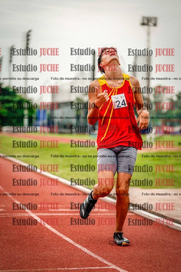 Fotos de los 800 m de varones