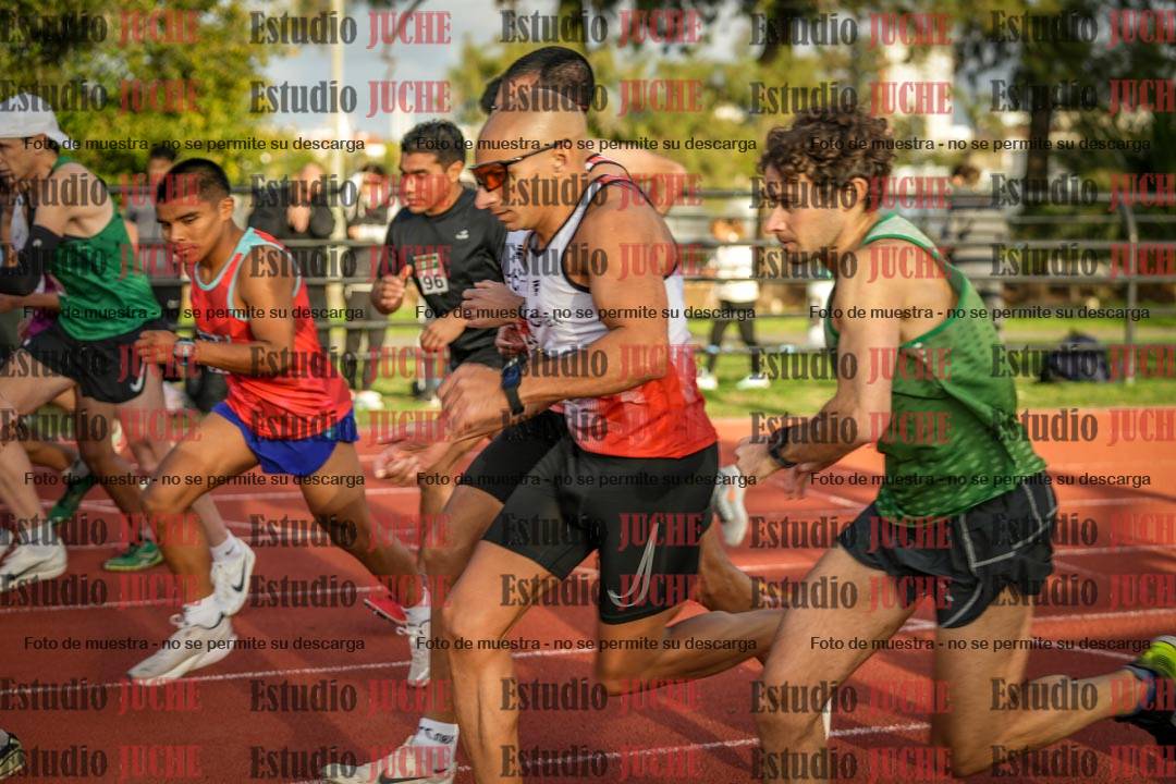Fotos de los 3000 m llanos de varones
