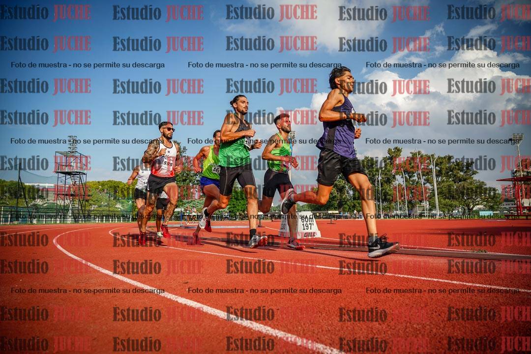 Fotos de los 3000 m llanos de varones