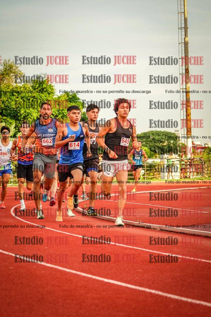 Fotos de los 1500 m llanos de varones
