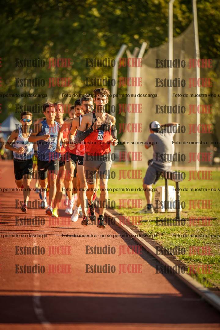 Fotos de los 3000 m llanos de varones