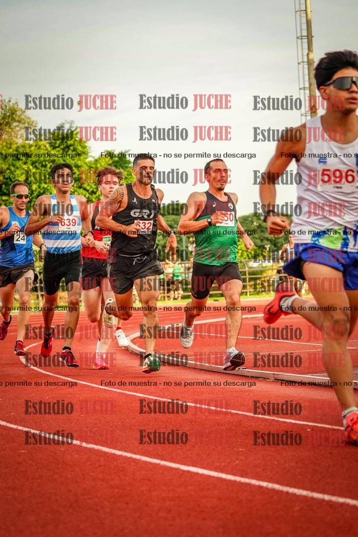 Fotos de los 1500 m llanos de varones
