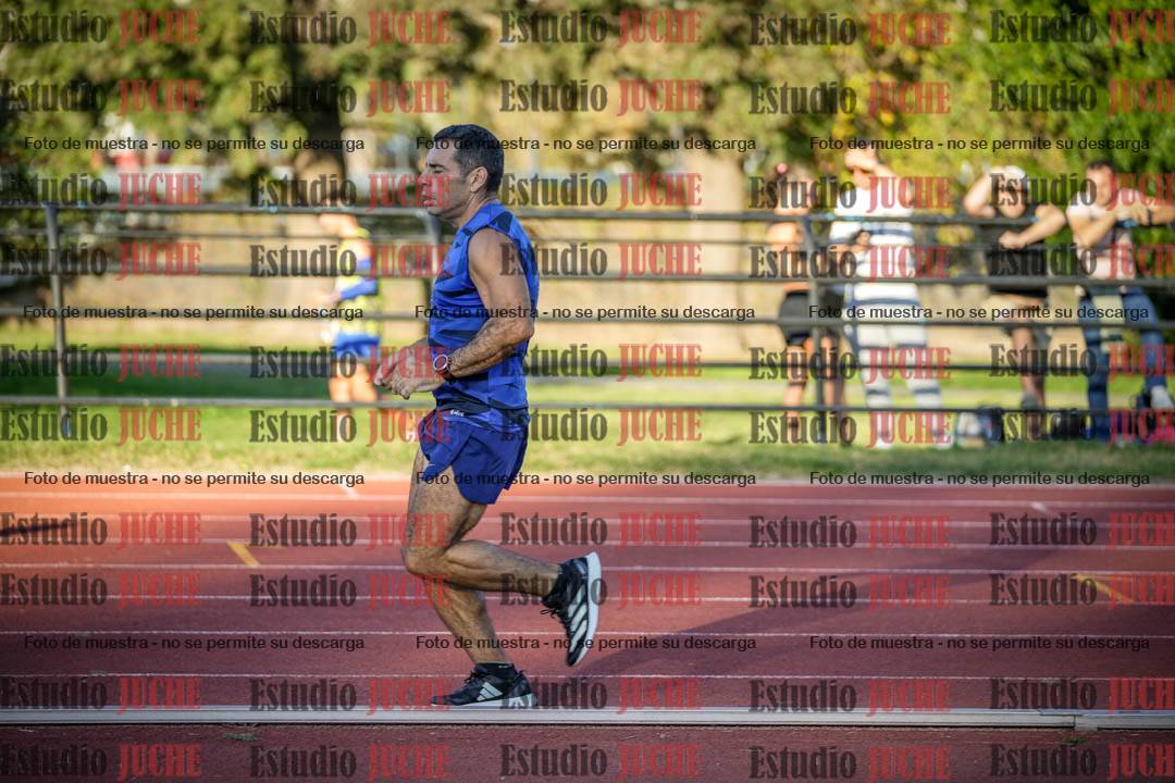 Fotos de los 3000 m llanos de varones