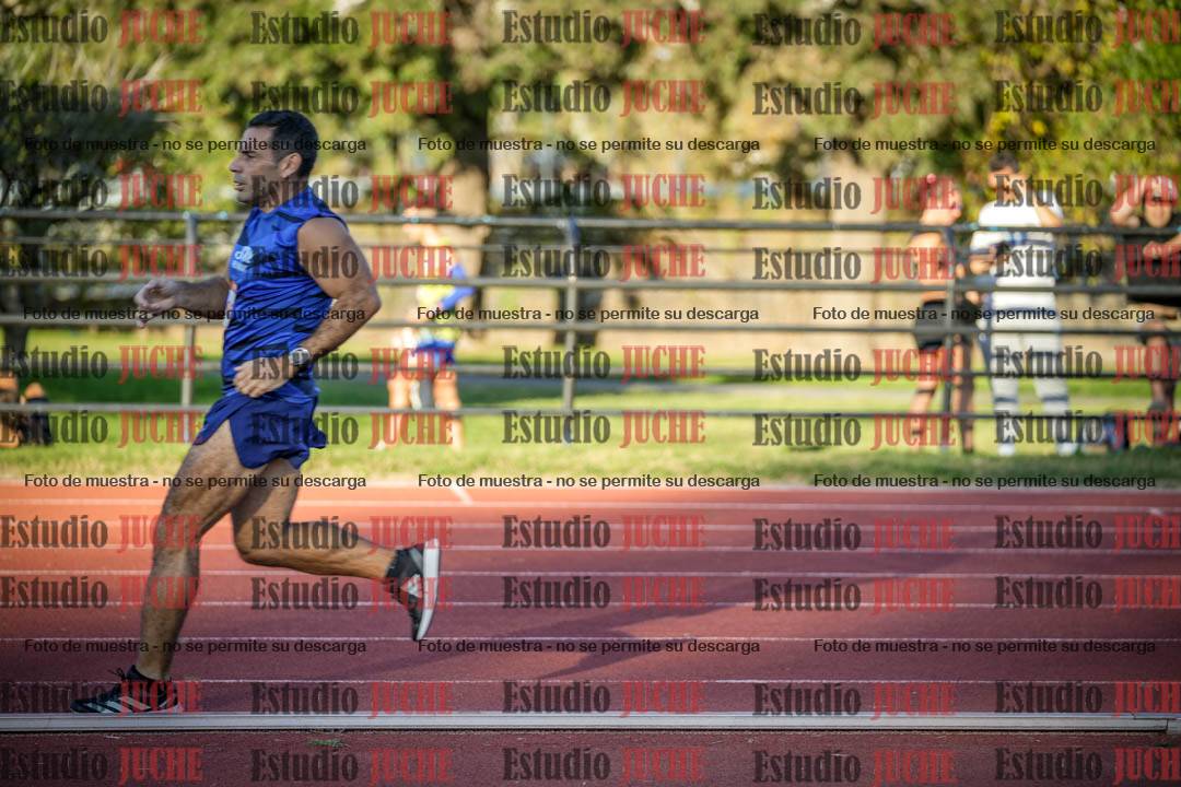 Fotos de los 3000 m llanos de varones