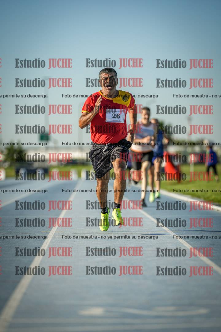 Fotos de los 3000 m llanos de varones