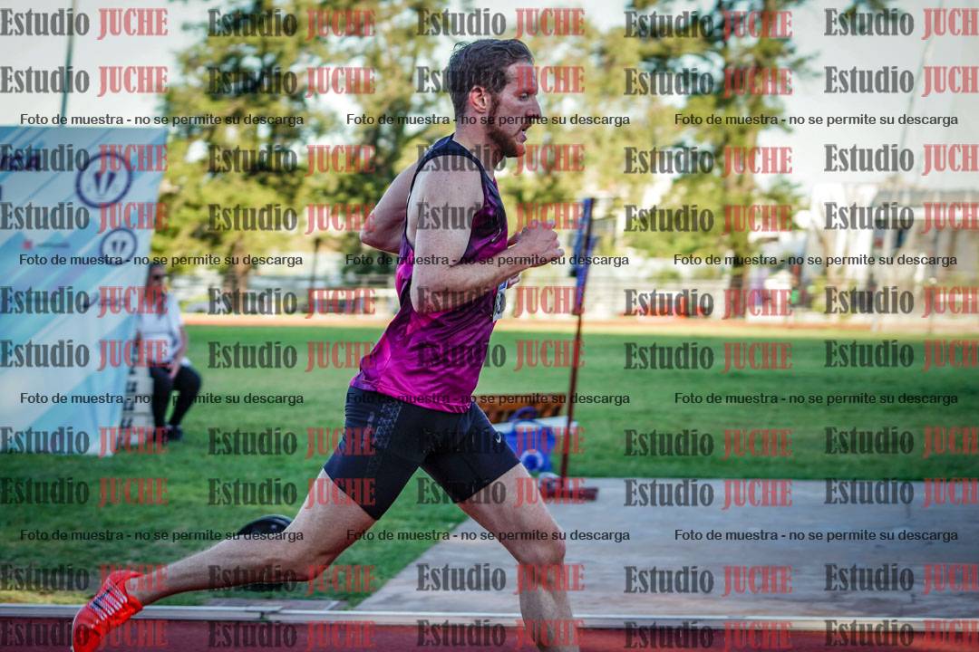 Fotos de los 3000 m llanos de varones