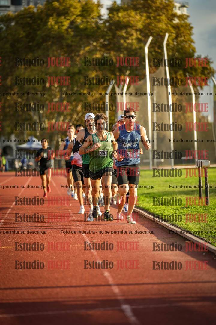 Fotos de los 3000 m llanos de varones