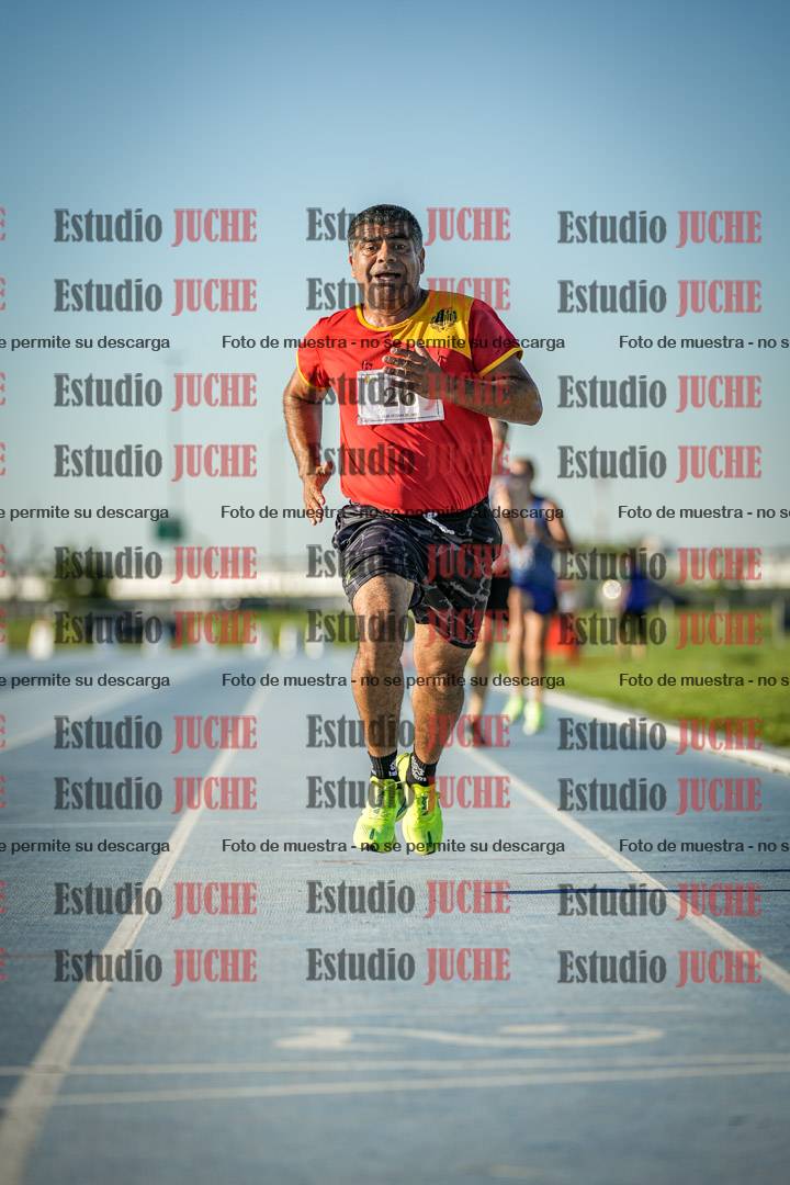 Fotos de los 3000 m llanos de varones