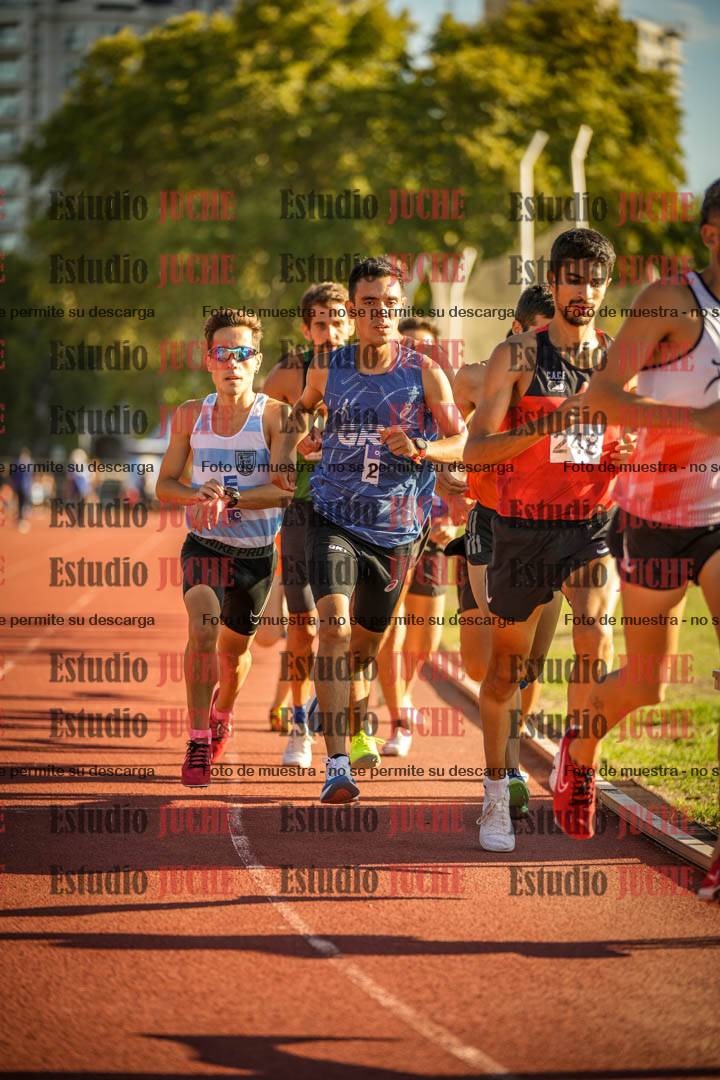 Fotos de los 3000 m llanos de varones