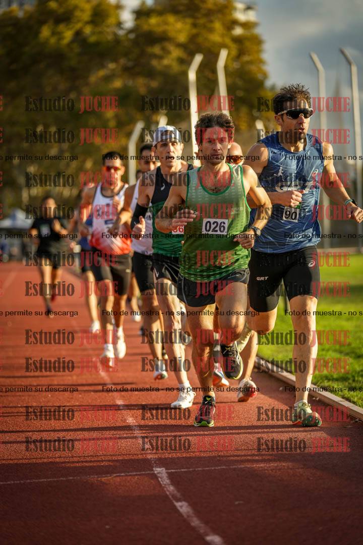 Fotos de los 3000 m llanos de varones