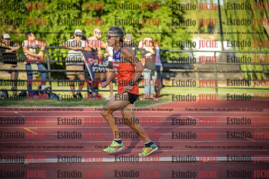 Fotos de los 3000 m llanos de varones