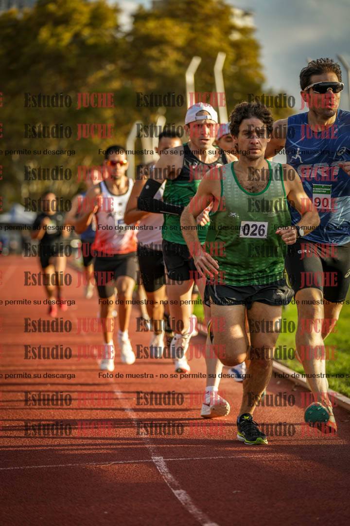 Fotos de los 3000 m llanos de varones