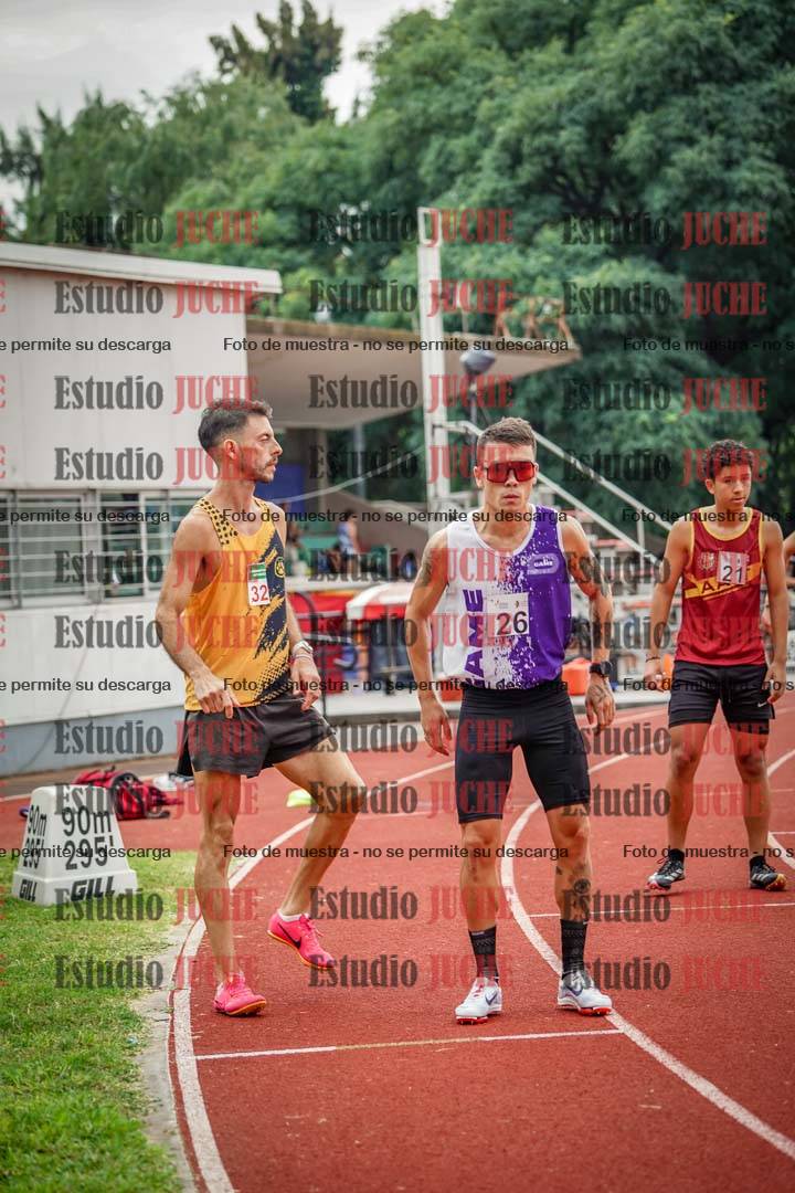 Fotos de los 800 m de varones