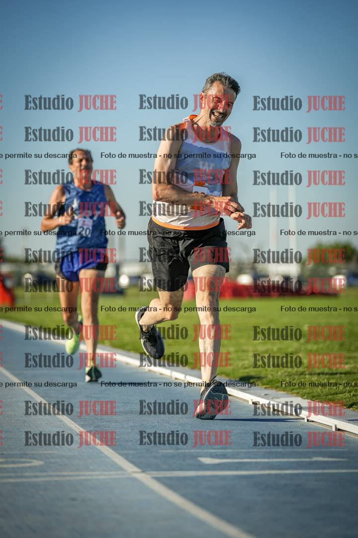 Fotos de los 3000 m llanos de varones