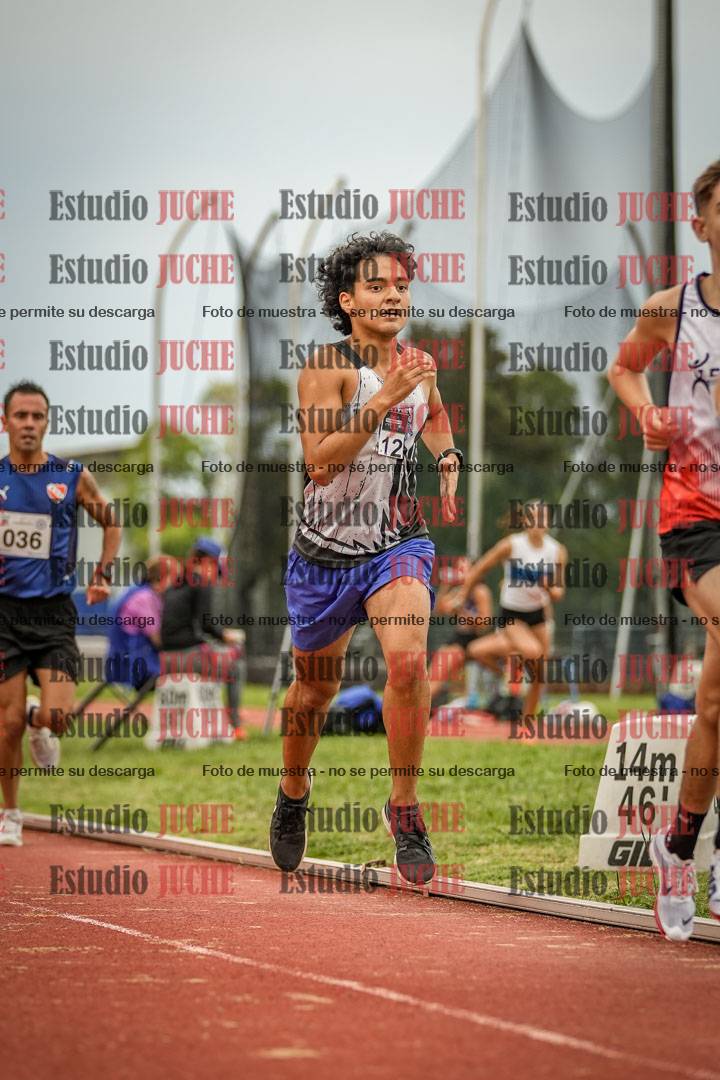 Fotos de los 3000 m llanos de varones