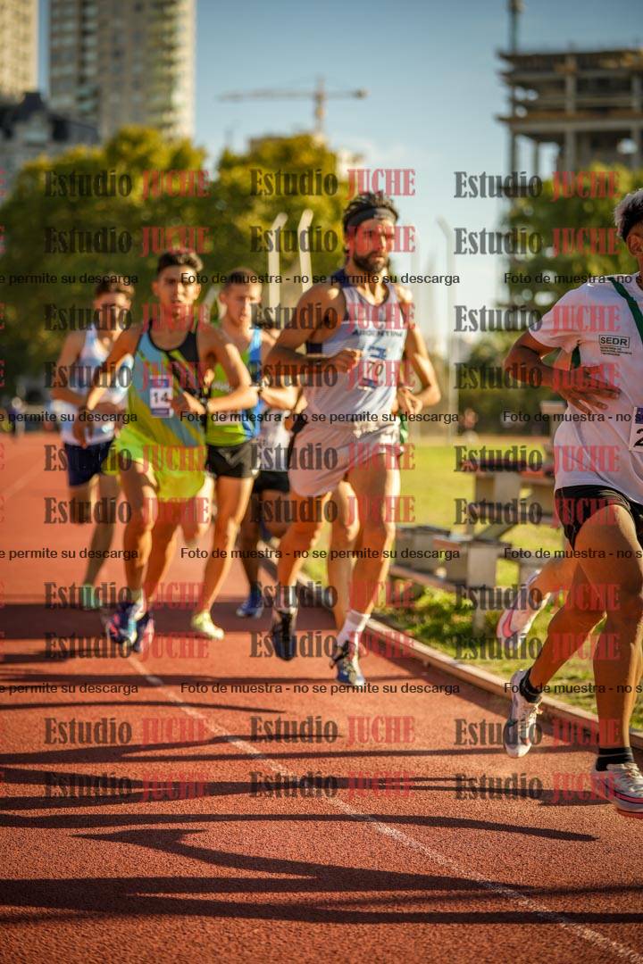 Fotos de los 3000 m llanos de varones