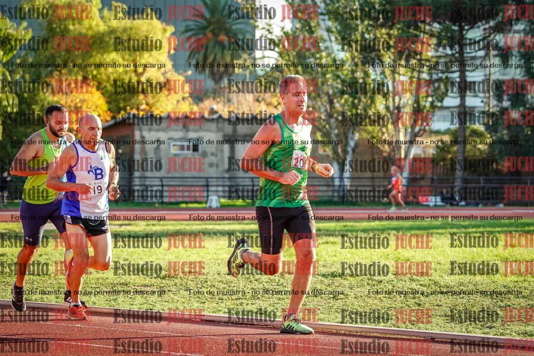 Fotos de los 3000 m llanos de varones