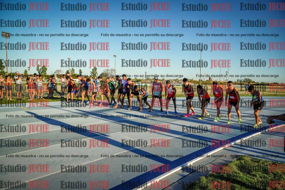 Fotos de los 1500 m llanos de varones
