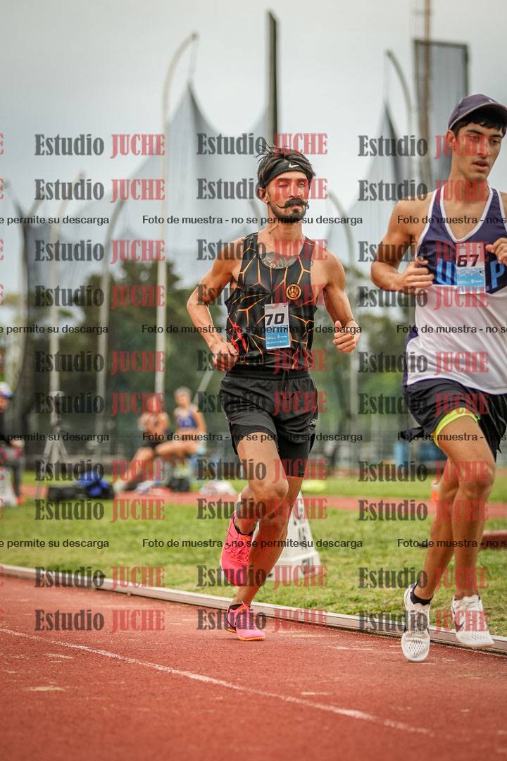 Fotos de los 3000 m llanos de varones