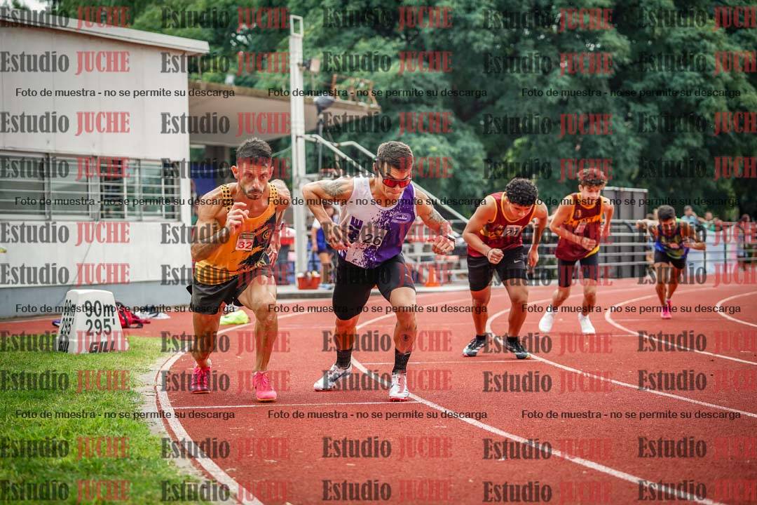 Fotos de los 800 m de varones