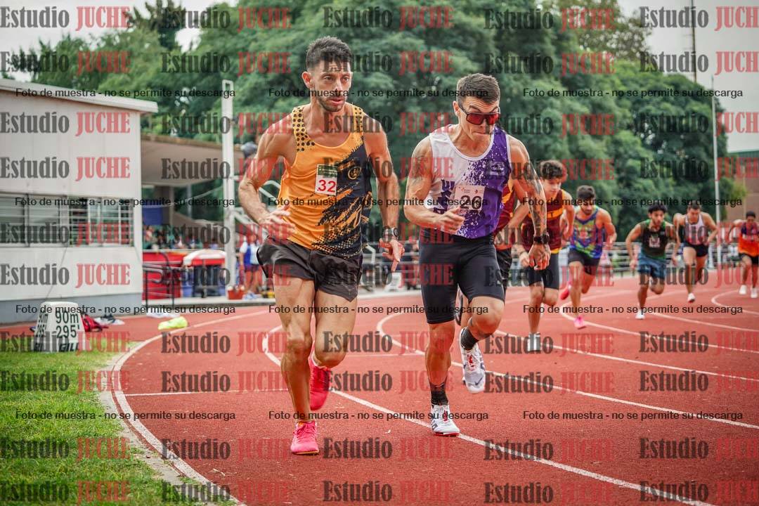 Fotos de los 800 m de varones