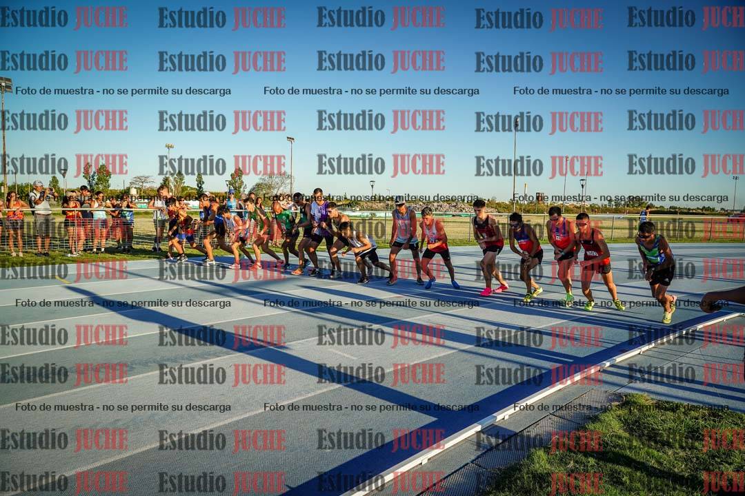 Fotos de los 1500 m llanos de varones