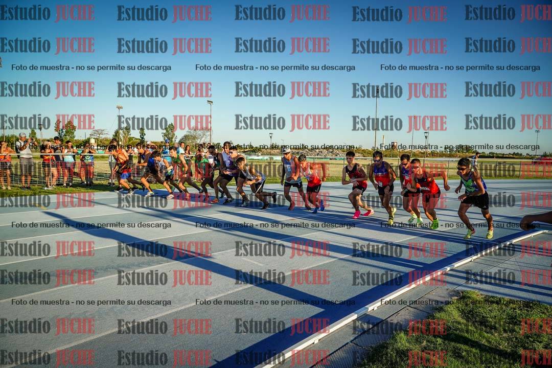 Fotos de los 1500 m llanos de varones