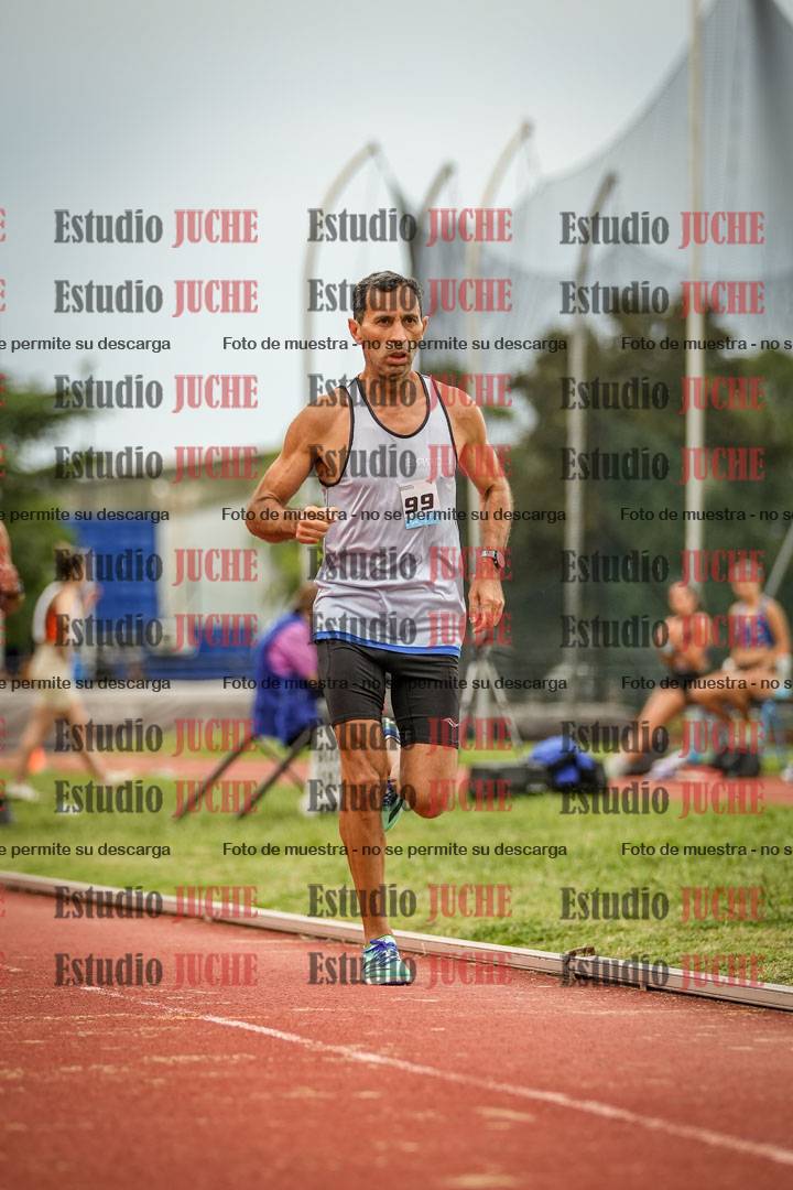 Fotos de los 3000 m llanos de varones