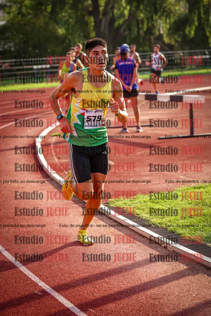 Fotos de los 3000 m llanos de varones
