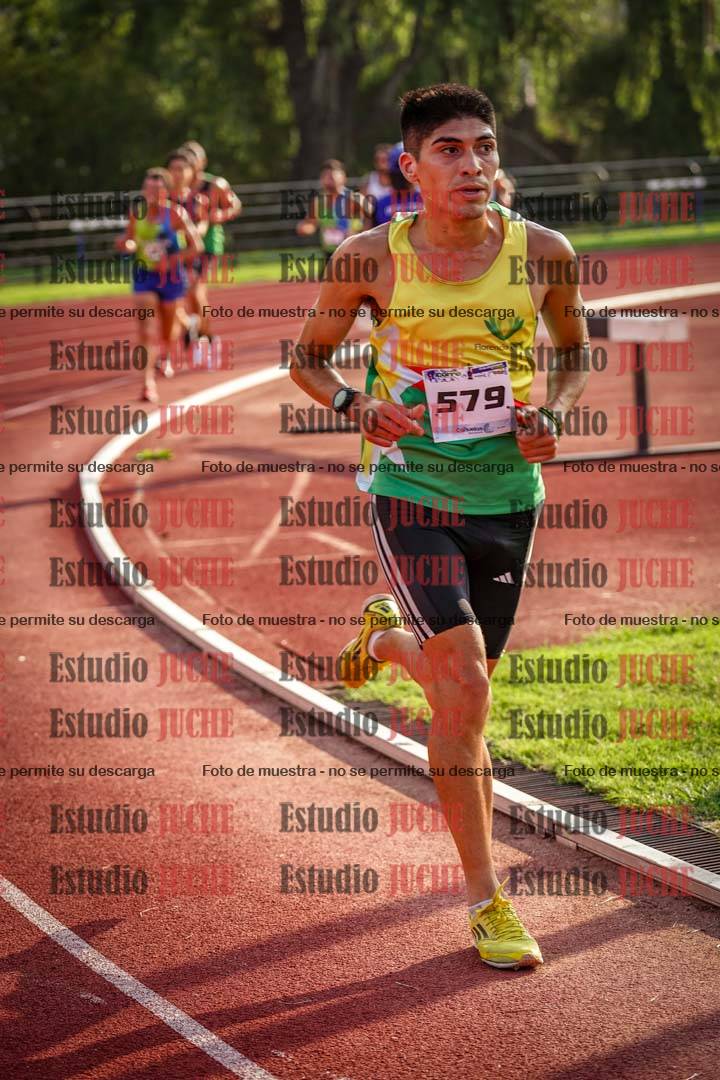 Fotos de los 3000 m llanos de varones
