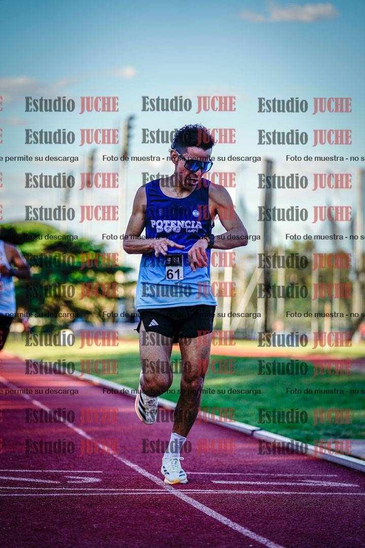Fotos de los 3000 m llanos de varones