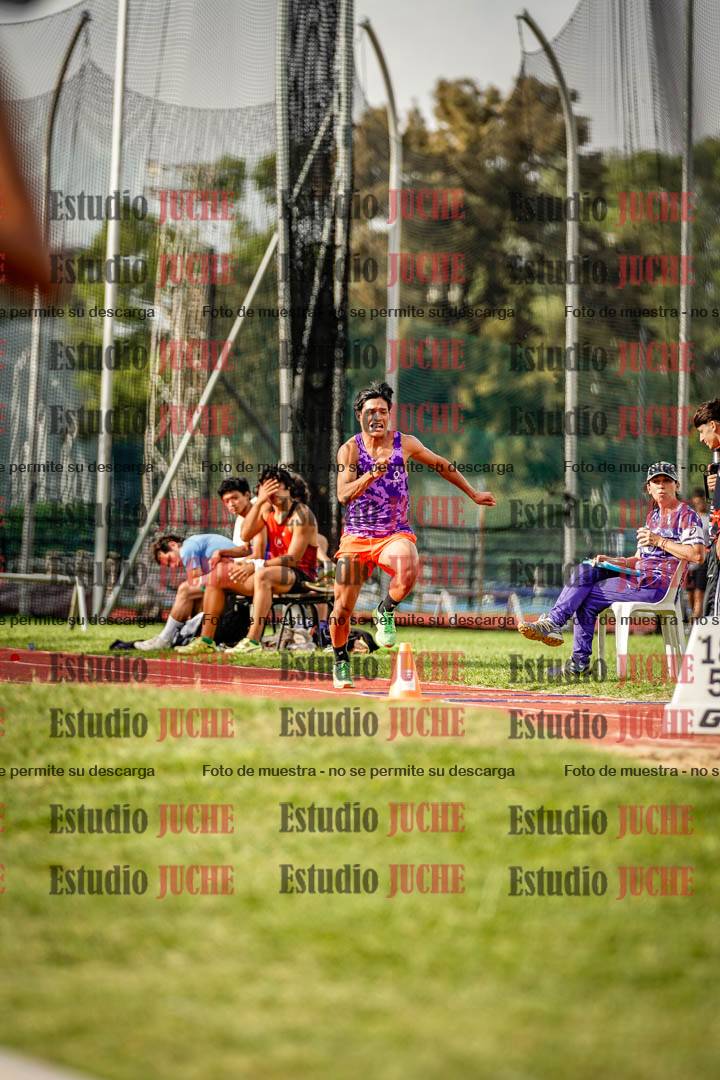 Fotos del salto triple de mujeres y varones