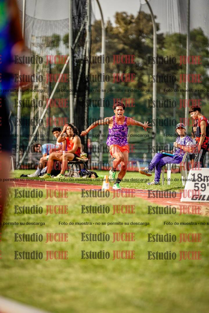 Fotos del salto triple de mujeres y varones
