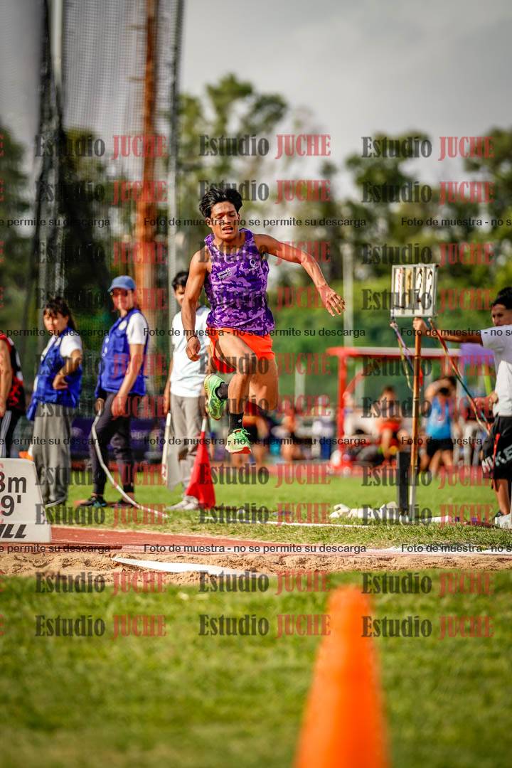 Fotos del salto triple de mujeres y varones