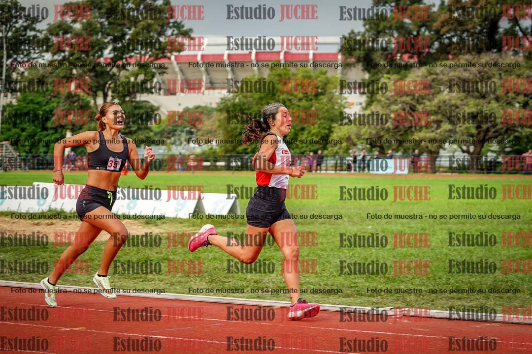 Fotos de los 1500 m llanos de mujeres